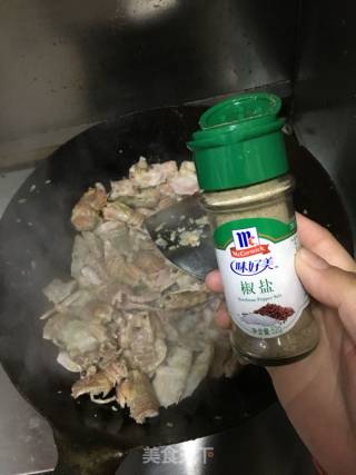 椒盐皮皮虾的做法步骤：5