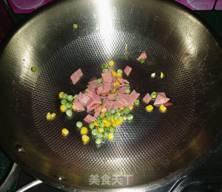 蛋包饭的做法步骤：8