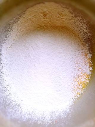 【宝宝辅食】杯子蛋糕的做法步骤：2