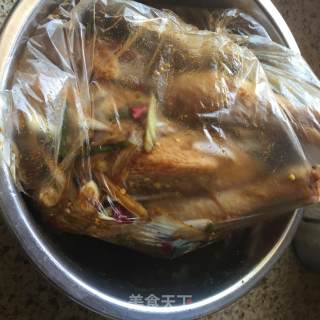 坤博砂锅版窑鸡的做法步骤：5