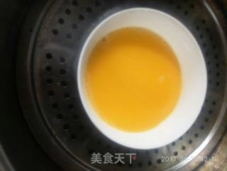 香椿配蒸蛋的做法步骤：3