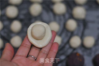 紫薯蛋黄酥的做法步骤：11
