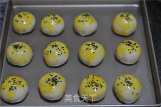 紫薯蛋黄酥的做法步骤：20