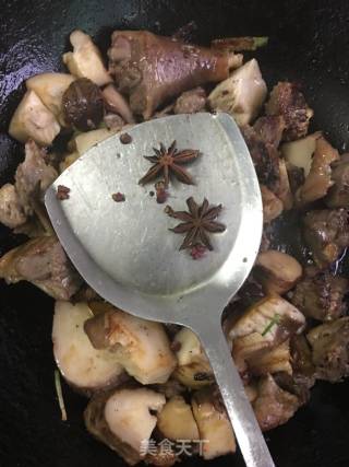 花菇炖鸡的做法步骤：6