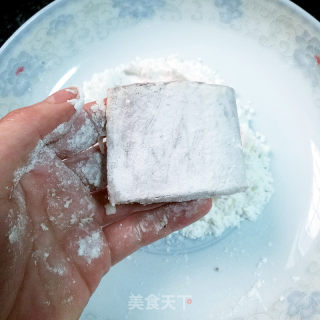 香炸带鱼的做法步骤：2