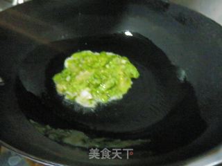 榆钱鸡蛋饼的做法步骤：5