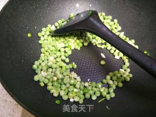 腊肠炒豌豆的做法步骤：5