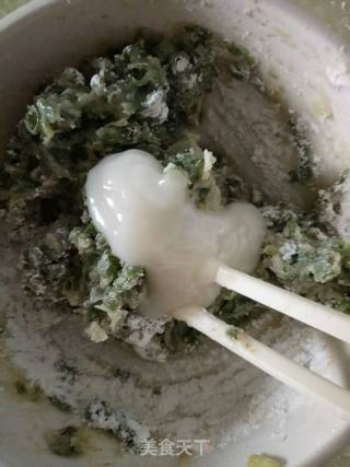 手撕葱油饼的做法步骤：5