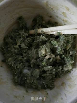 手撕葱油饼的做法步骤：6