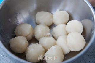 白豆沙馅花式面包的做法步骤：2
