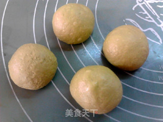 烤肠薯泥茼蒿面包的做法步骤：13