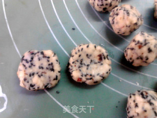 菠萝蜜核芝麻蜂蜜饼干的做法步骤：9
