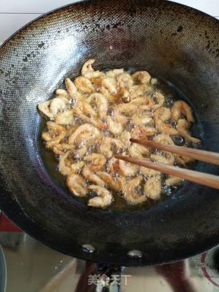 香酥炸虾米的做法步骤：6