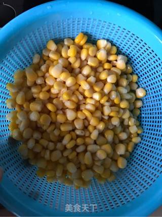奶香芝士玉米粒的做法步骤：2
