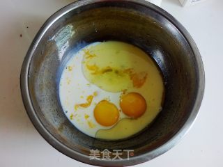 圣诞草莓小蛋糕的做法步骤：2