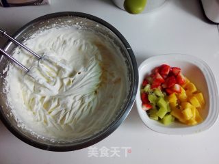 草莓奶油蛋糕的做法步骤：10