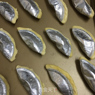 简易版菠萝派的做法步骤：3