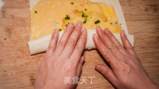 蛋龙卷的做法步骤：11