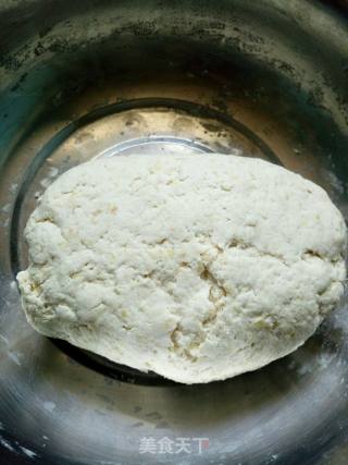 掉渣枣香豆渣饼的做法步骤：2
