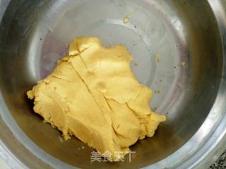 掉渣枣香豆渣饼的做法步骤：3