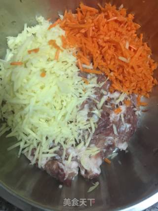 【辅食】土豆胡萝卜肉丸的做法步骤：4
