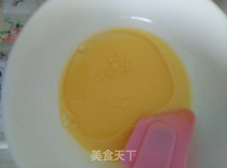 百香果戚风的做法步骤：3