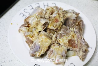 香芋排骨的做法步骤：6