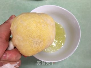 抹茶凤梨全麦面包的做法步骤：2
