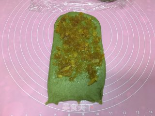 抹茶凤梨全麦面包的做法步骤：13