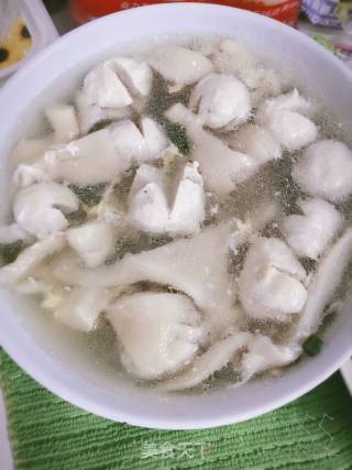 菌类肉丸汤的做法步骤：4