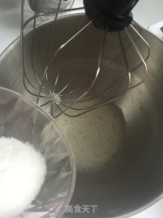 原味戚风蛋糕的做法步骤：10