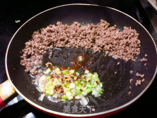 ＃春食野菜香＃雪菜利马豆炒牛肉末的做法步骤：7