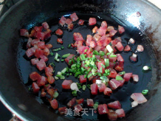 帕玛森腊肠土豆马芬的做法步骤：3