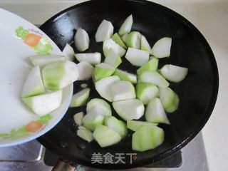 剁椒炒瓠瓜的做法步骤：3