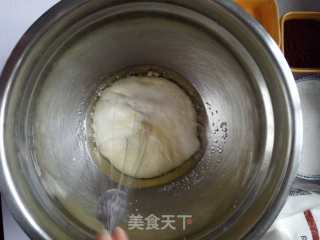 FLUFF焦糖棉花糖可可戚风蛋糕（8寸）的做法步骤：2