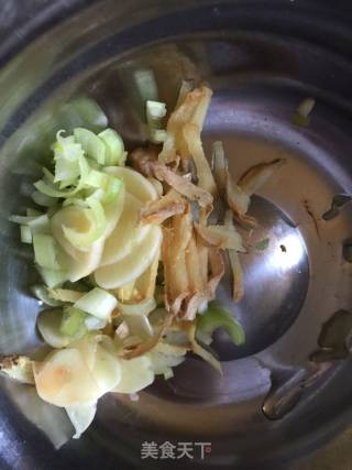 蒜苔炒木耳的做法步骤：4