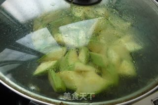 虾仁热炒西葫芦的做法步骤：7