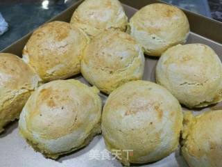 玉米面海鲜干菜烤面包团子的做法步骤：7