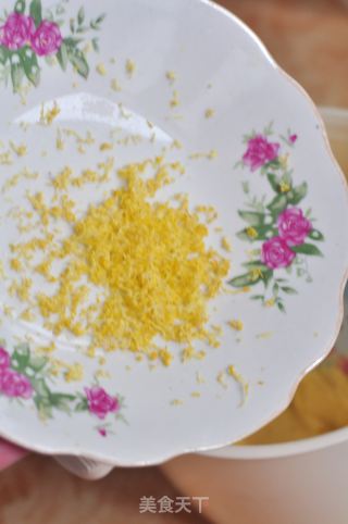 柠檬草莓蛋糕的做法步骤：6