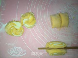 甜花卷的做法步骤：7