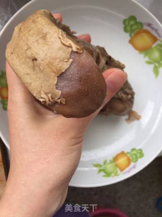 蒜香酸辣猪舌的做法步骤：3