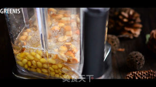 超级能量特饮—花生豆奶的做法步骤：2