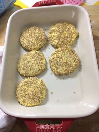 芝麻南瓜饼的做法步骤：9