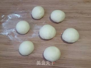 瓜子仁无油面包的做法步骤：4