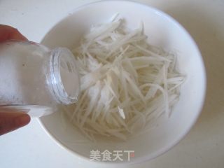 白萝卜丝饼的做法步骤：2