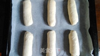 热狗面包的做法步骤：8