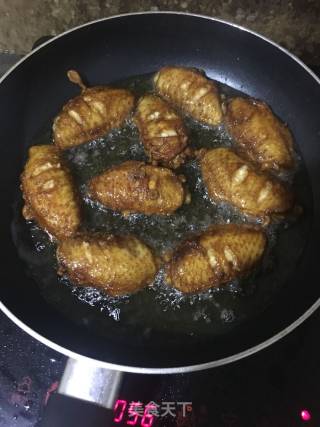 煎鸡翅的做法步骤：4