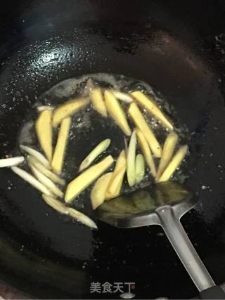 红烧狮子头的做法步骤：8