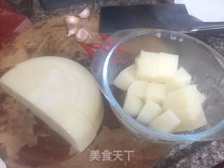 红烧黄凉粉的做法步骤：2