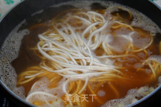 ＃春食野菜香＃野菜面条的做法步骤：6